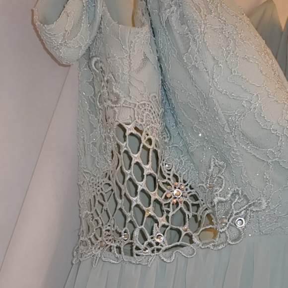 Off the shoulder pastel Jodie Kristopher dress - Picture 5 of 8